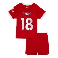 Camisa de time de futebol Liverpool Cody Gakpo #18 Replicas 1º Equipamento Infantil 2023-24 Manga Curta (+ Calças curtas)